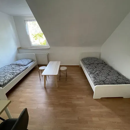 Guenstiges Apartment Gelsenkirchen Schalke Exterior photo