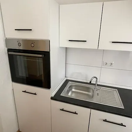 Guenstiges Apartment Gelsenkirchen Schalke Exterior photo